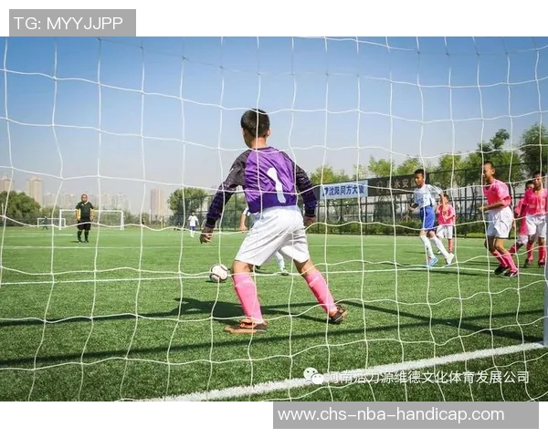 国家少年足球队奋勇争先展现青春风采助力中国足球未来发展 国家少年足球队奋勇争先展现青春风采助力中国足球未来发展